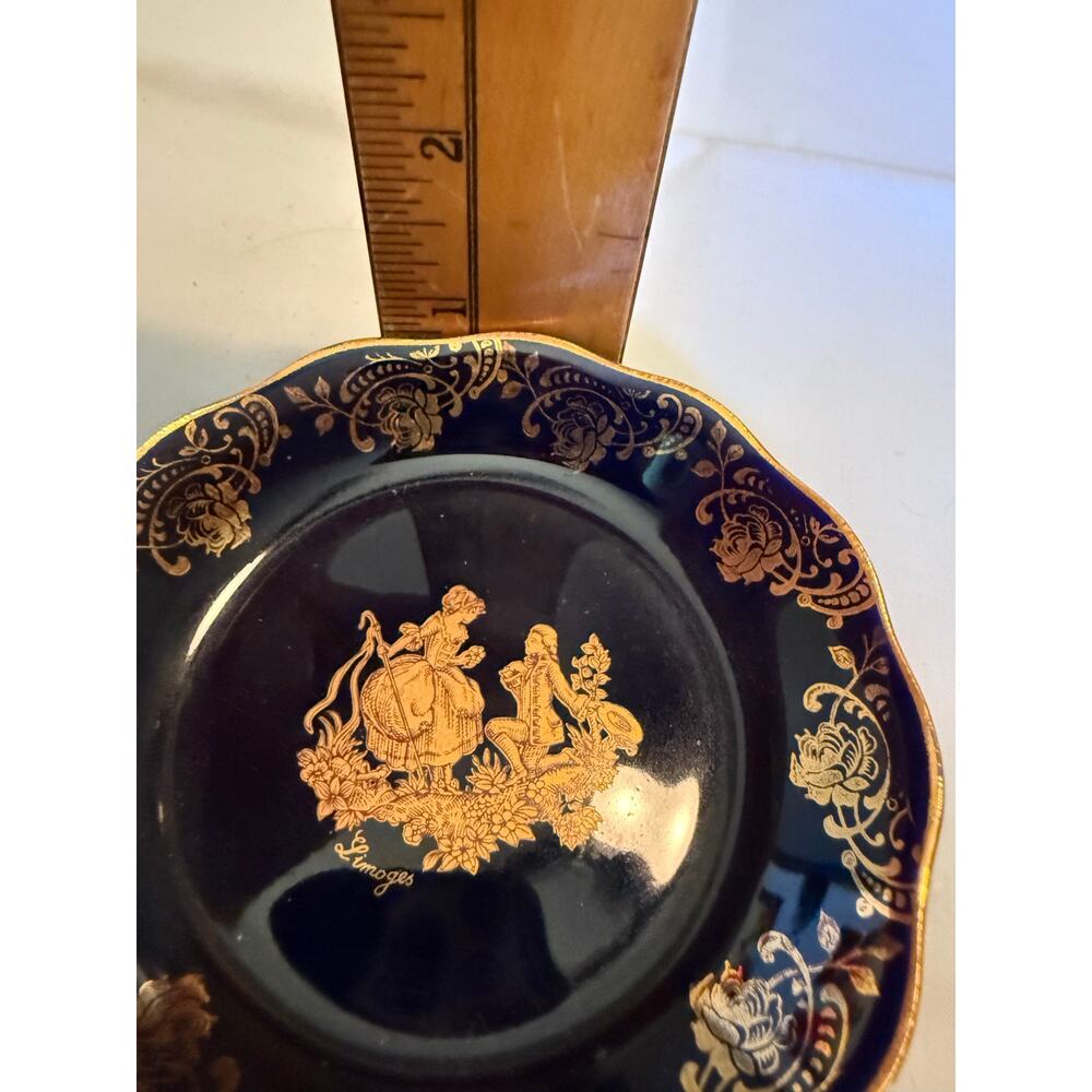 Limoges Cobalt Deep Cabinet Plate • Gold Courting Couple • 4” • France - Picture 6 of 10